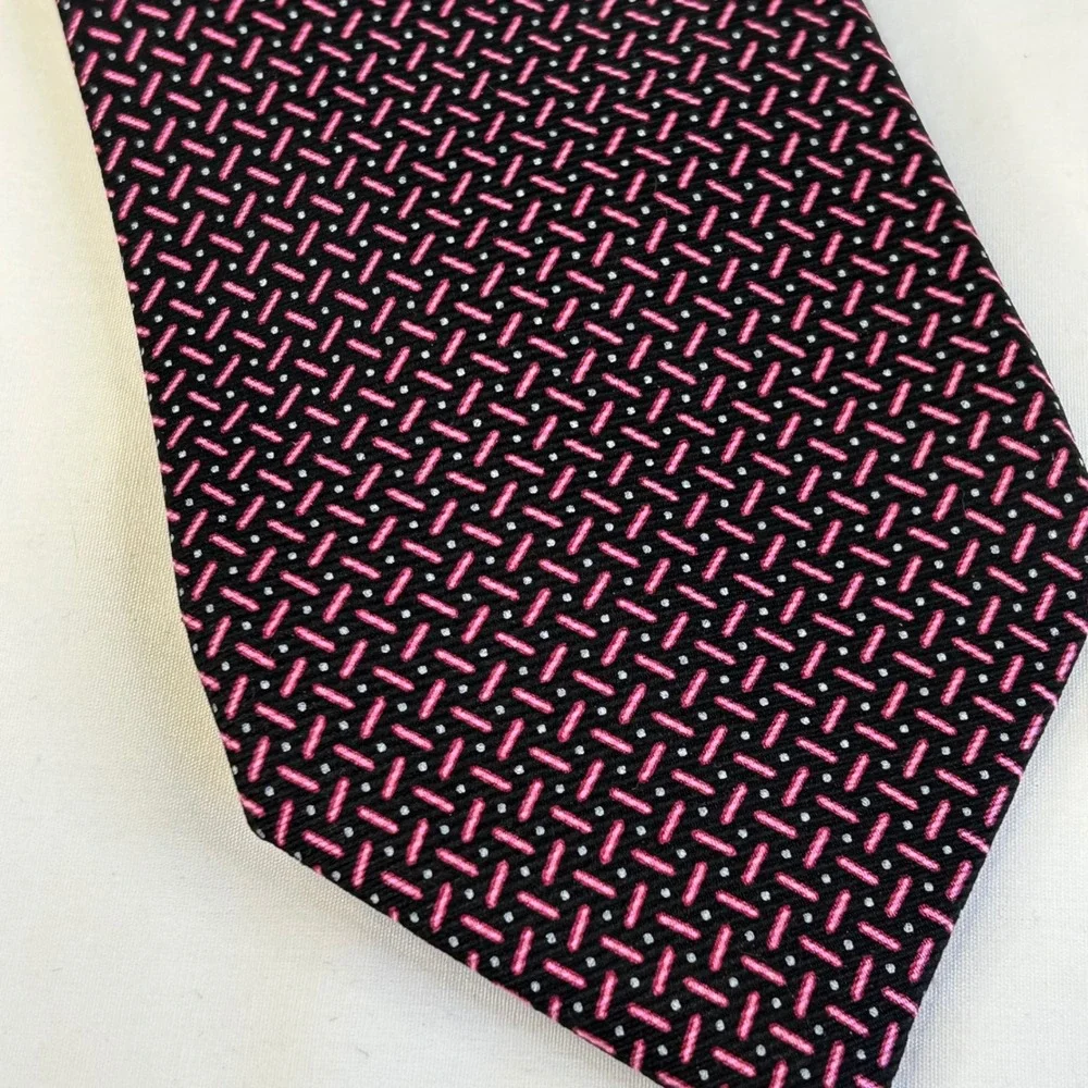 Daniel Cremieux Signature Collection Ltd Edition Silk Necktie Black Pink Pattern